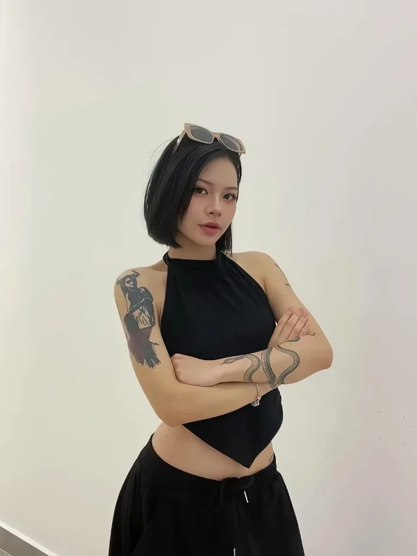 Velvetkim Tôm Rose ช่องทางติดตามบนแพลตฟอร์มออนไลน์